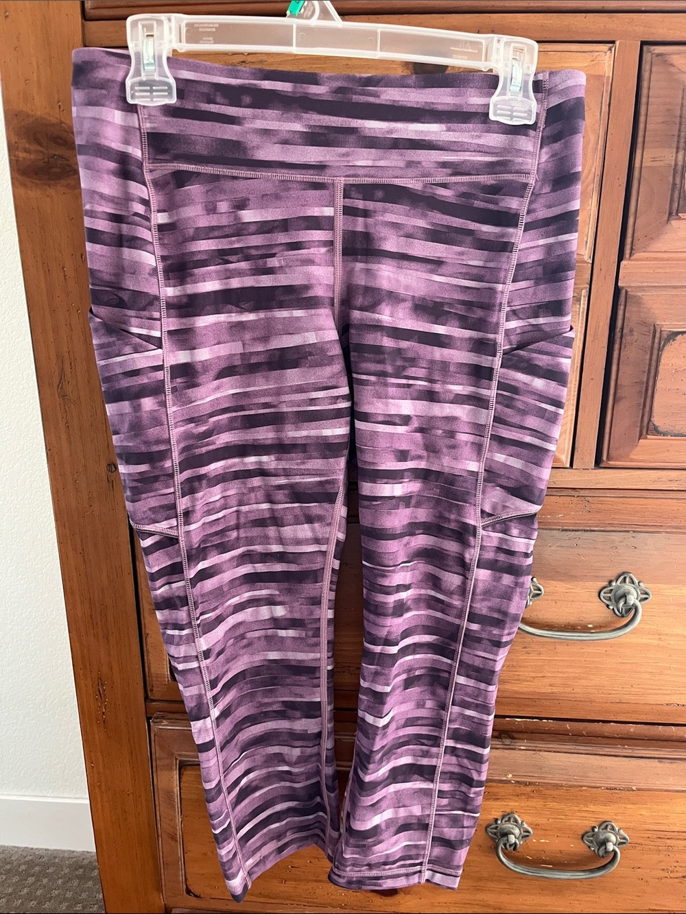 lululemon athletica Purple Striped Performance Leggings Size 10 NWOT